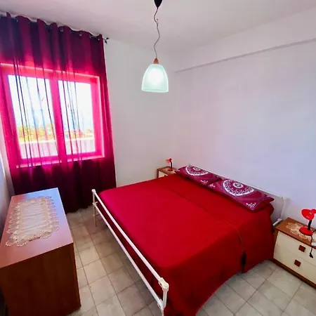 Dimora Lucente Apartman *